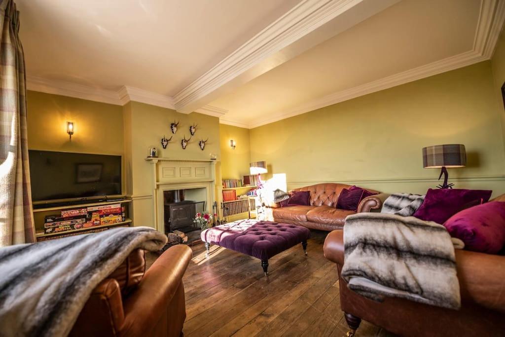 Georgian Country House -Panoramic Views -Sleeps 12 Ruthin Exterior foto