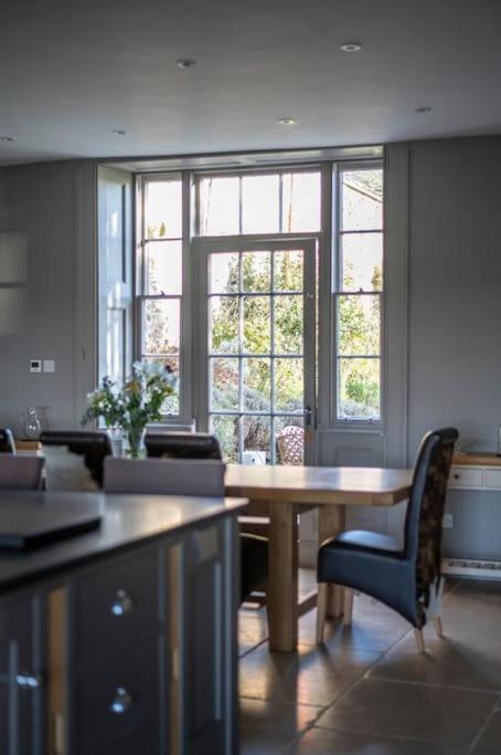Georgian Country House -Panoramic Views -Sleeps 12 Ruthin Exterior foto